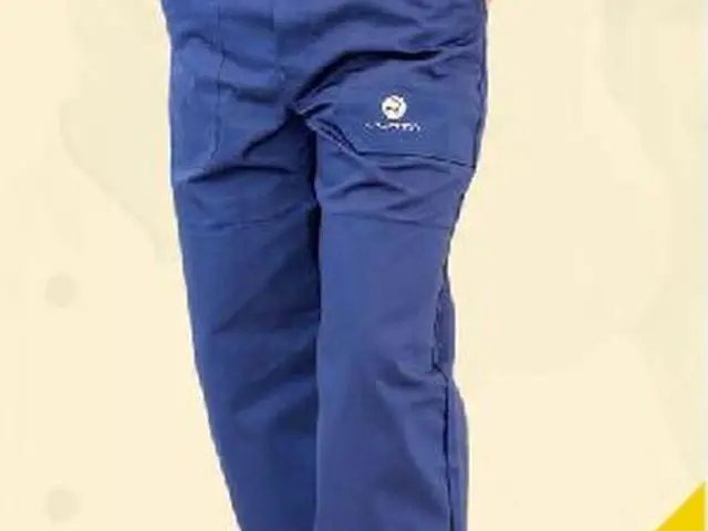 Derekas nadrág 2042