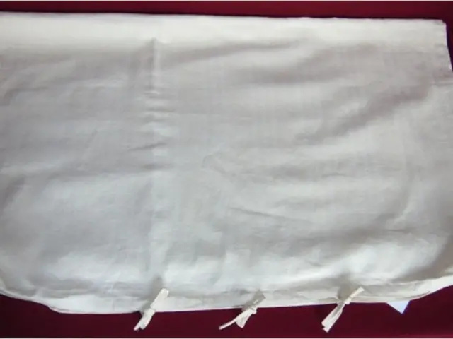 Matrachuzat 190x80x10 kötős 7117