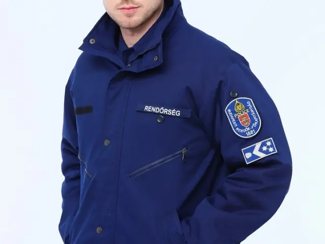 10M e. r.  gyakorló dzseki [R,BV, KV] - 158-164/XS