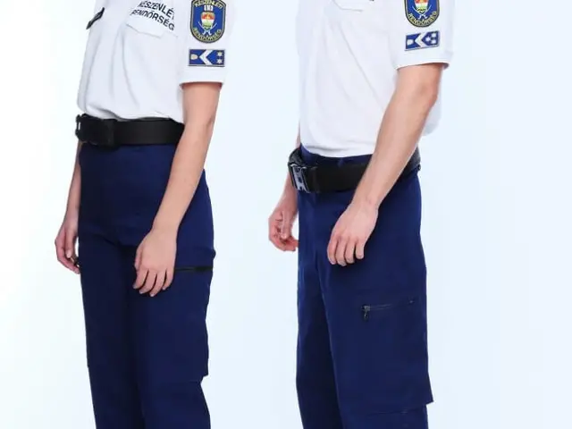 Készenléti Rendőrség ünnepi teniszing, fehér - XS