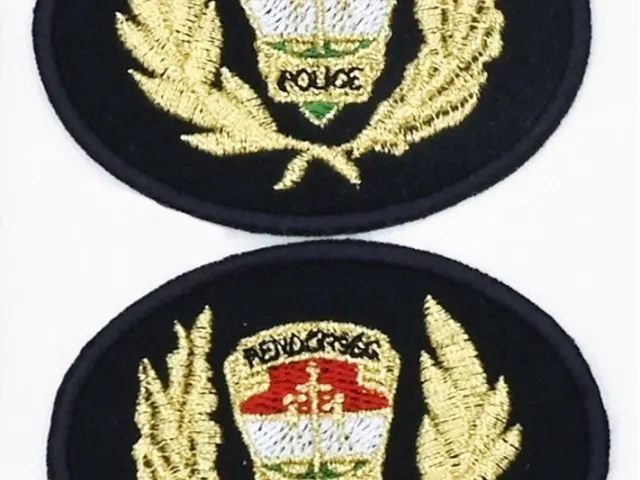Tábornoki állományt kifejező jelvény kézelőn [R,KR]
